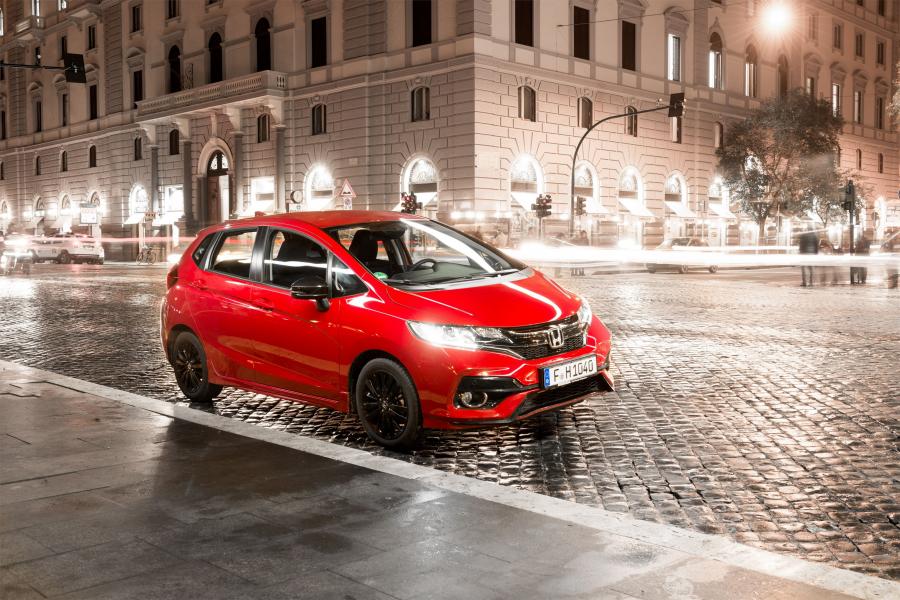  Honda Jazz Dynamic 2017 года  (WW) (фото 17 из 41)